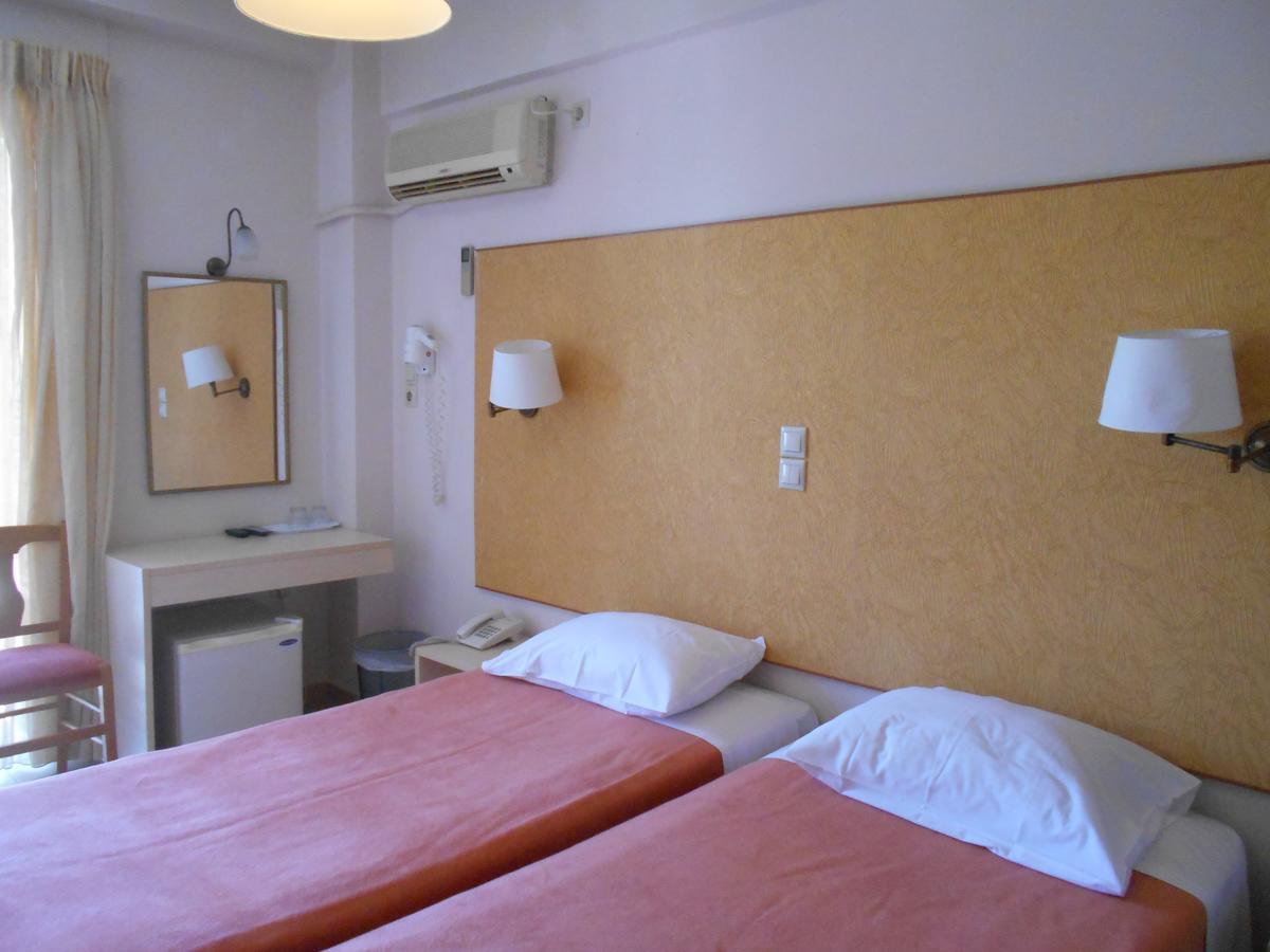Galaxy Hotel Пилос Экстерьер фото
